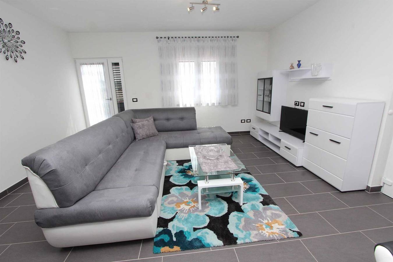 Entire apartment, Mondelaco Three-Bedroom Apartment in Rovinj, Rovinj region