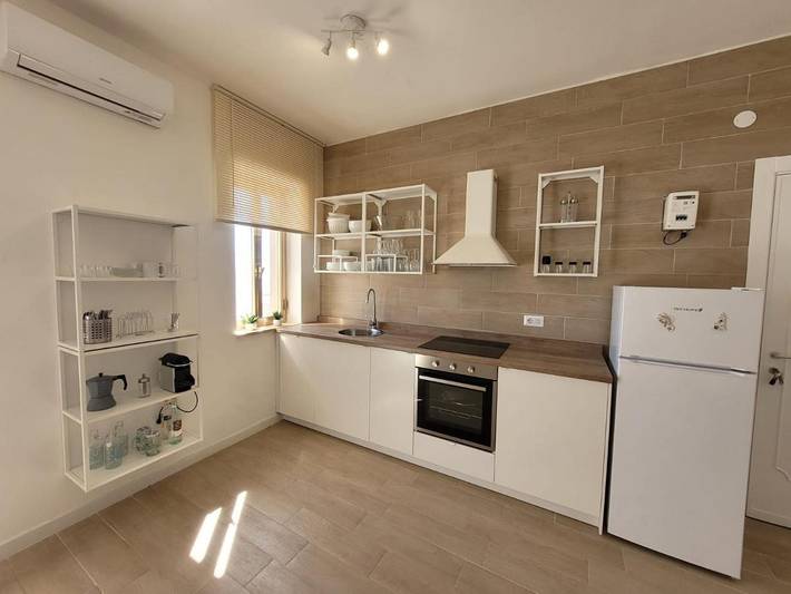 Gîte pour 5 personnes, avec balcon et vue à Lido Marini - 2