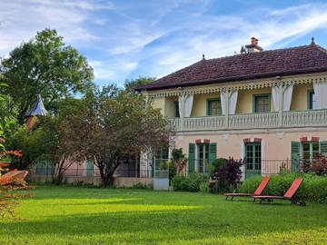 Gîte pour 10 personnes, avec jardin et jacuzzi dans Vanvey