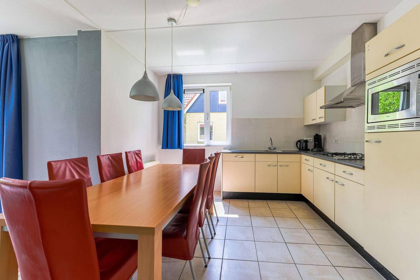 Ferienhaus am Wasser für 8 Personen mit Sauna und Bad, in Westerbork in Drenthe