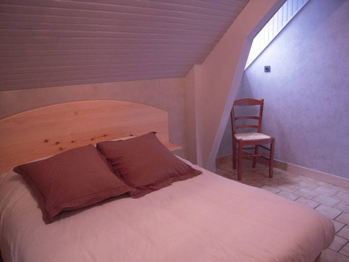 Chambre d’hôte pour 5 personnes, avec jardin et vue sur le lac en Auvergne - 3