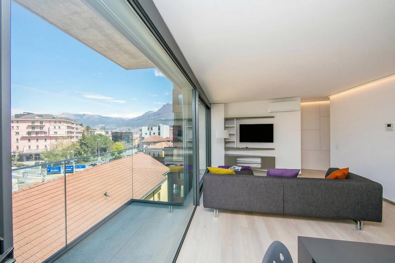 Ganze Wohnung, Urban Flat Paradiso in Paradiso, Luganersee