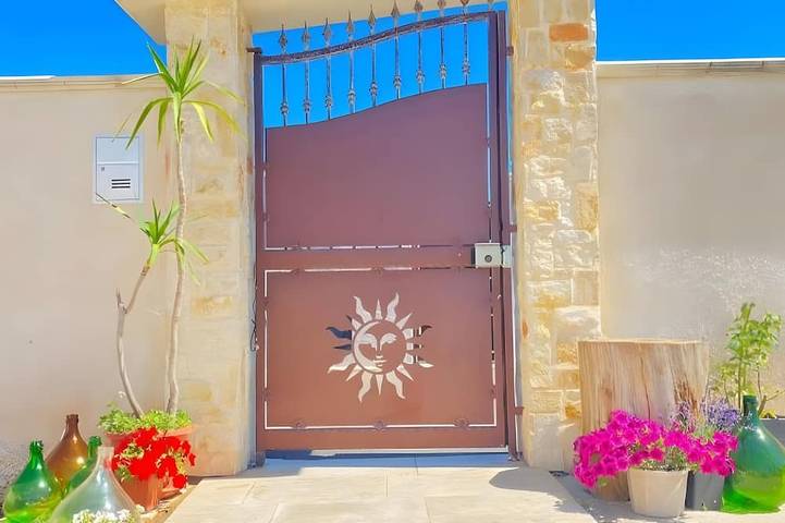 Villa für 2 Personen, mit Garten, mit Haustier in Taranto