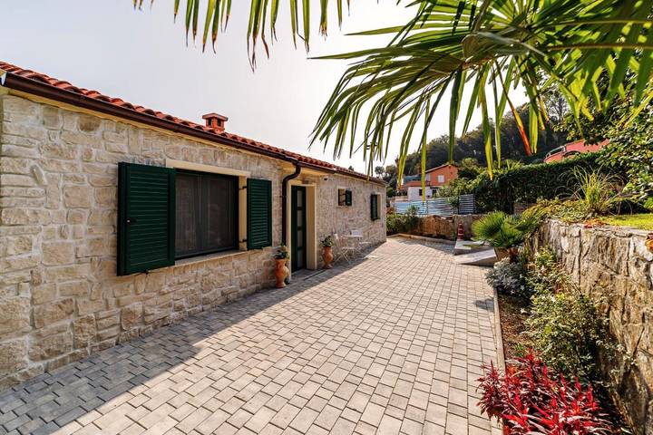 Ferienhaus für 6 Personen, mit Garten und Ausblick in Portoroz - 2