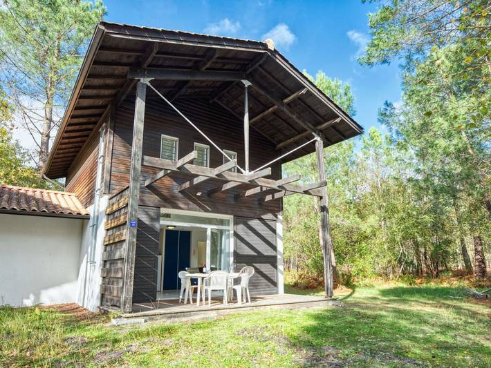 Ferienhaus für 5 Personen, mit Terrasse und Pool - 1