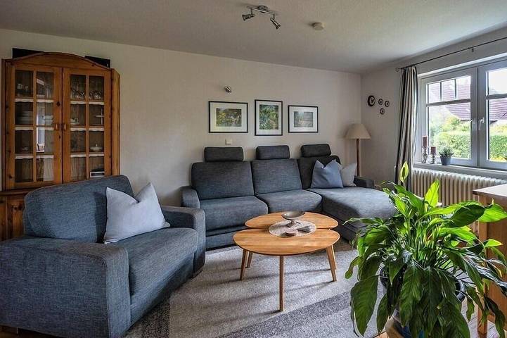 Ferienwohnung für 4 Personen, mit Terrasse und Garten in Busdorf