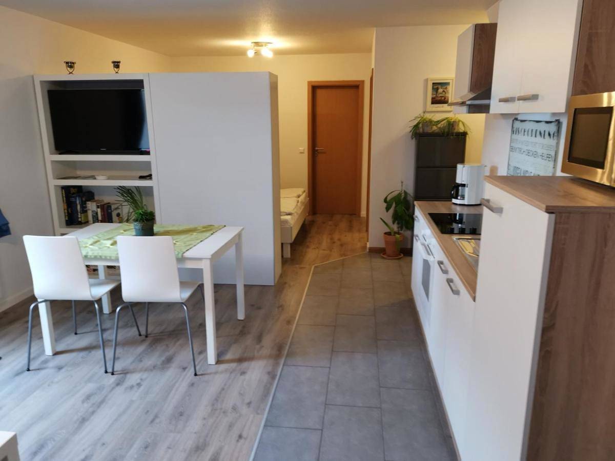 Ganze Wohnung, Modernes Appartement Schwarzwald Nähe Freiburg in Winden im Elztal, Südschwarzwald