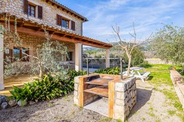 Ferienhaus in Selva, Mallorca Inselmitte für 8 