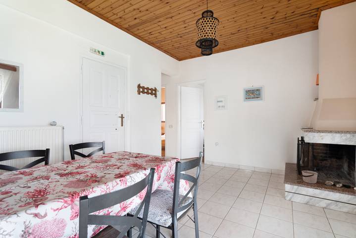 Gîte pour 4 personnes, avec balcon et jardin, adapté aux familles à Leucade - 4