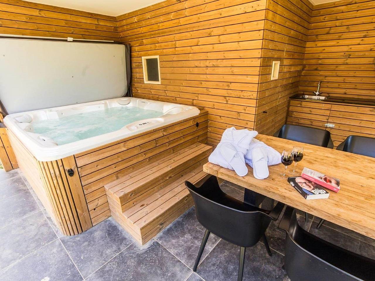 Villa mit Aussicht in der Nähe von Maastricht in Maastricht, Limburg (Niederlande)