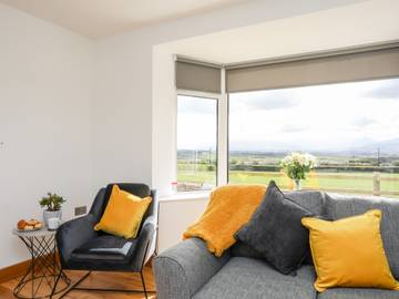 Bungalow for 6 People in Isle of Anglesey, North-Wales, Photo 4