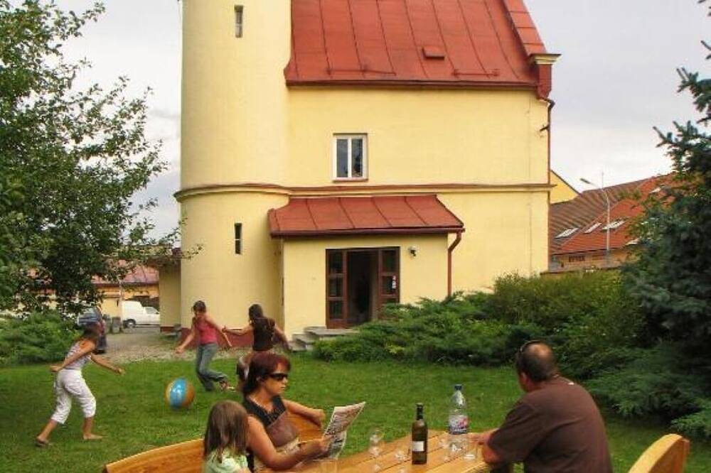 Ganze Wohnung, Apartments Zámoček Staré časy : Superior Two-Bedroom Apartment with Balcony in Deutschendorf, Low Tatras