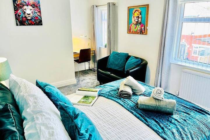 Your 3Br Home From Home in Preston Sleeps 6 in Preston, Lancashire