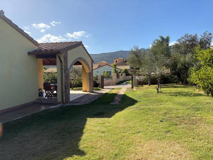 Location de vacances pour 4 personnes, avec jardin et vue, adapté aux familles à Castiadas - 3