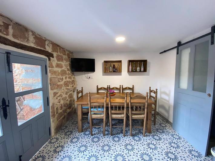 Casa de vacaciones para 8 personas, con Balcón y Terraza además de Vistas al lago y Vistas en Serranía de Guadalajara - 4