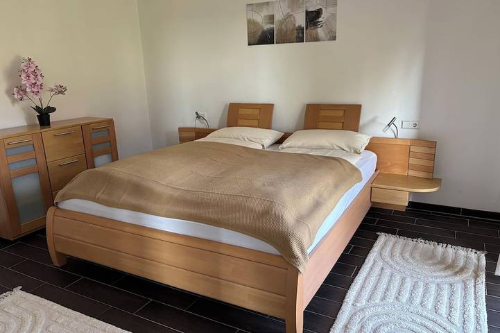 Ferienwohnung für 4 Personen, mit Garten und Whirlpool in Schlitz - 2