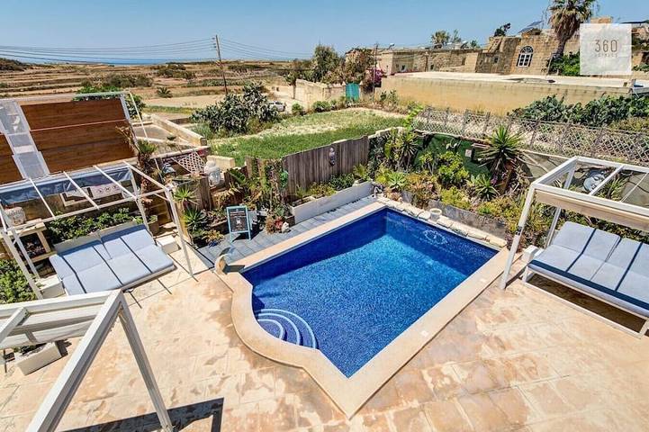 Bungalow für 2 Personen, mit Balkon auf Malta