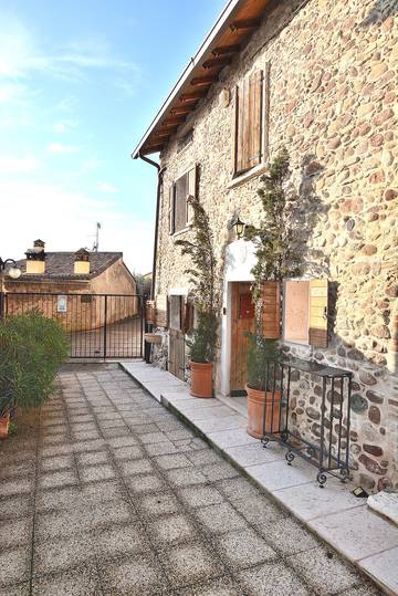 Airbnb für 4 Personen, mit Terrasse, mit Haustier in Bardolino