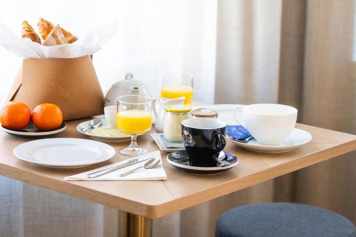 Hôtel pour 2 personnes, avec terrasse dans Plage du Port-Vieux