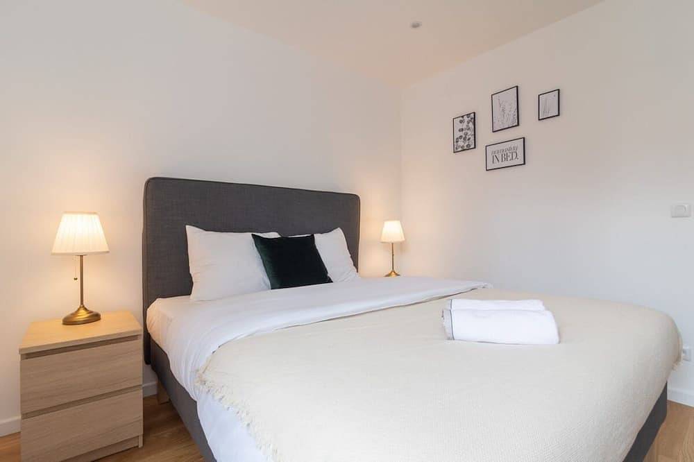 Apartamento entero, Lille center equipped and bright apartment in Wazemmes (Lille), Lille