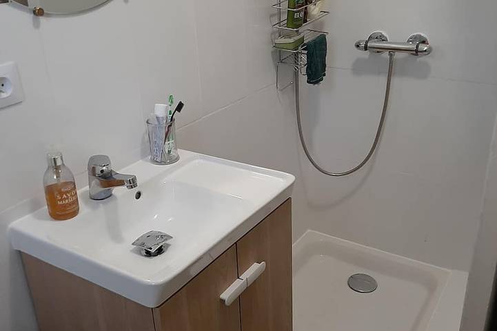 Gîte pour 4 personnes, avec jardin et terrasse dans Port Santa-Lucia - 3