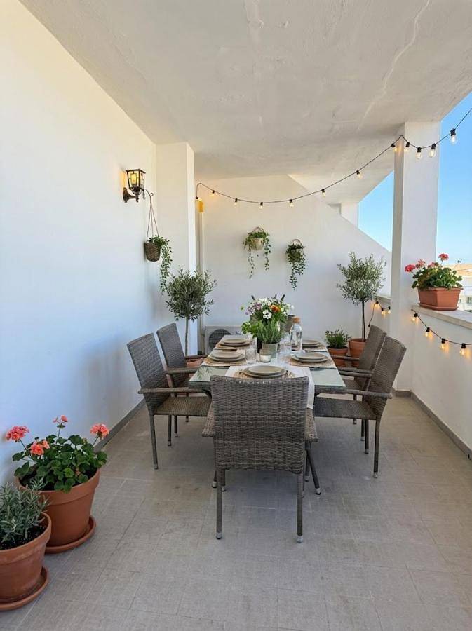 Ferienwohnung für 8 Personen, mit Ausblick und Balkon - 1