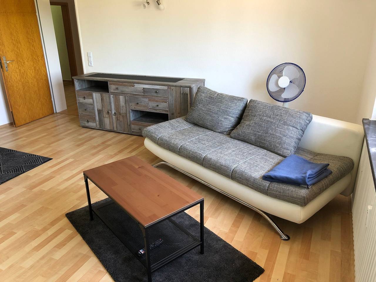 Entire apartment, Apartment "Haus Schwarzwaldblick" with Mountain View, Wi-Fi & Balcony in Gamshurst, Achern