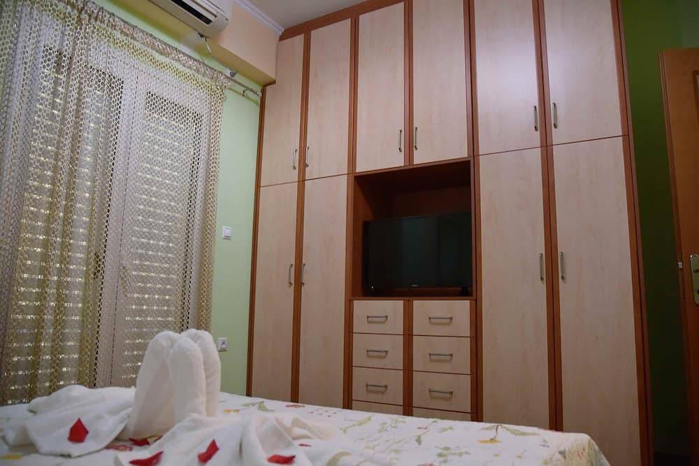 Tranquil Stone Villa- 5 min from the beach! in Korinthia