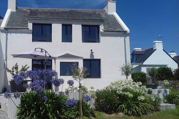 Location de vacances pour 4 personnes, avec jardin et terrasse dans Plage Castoul Le Palais