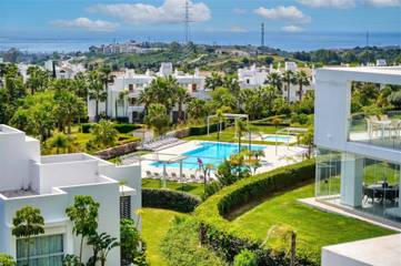 Holiday Rental for 4 People in Alcazaba Lagoon, Casares, Photo 1