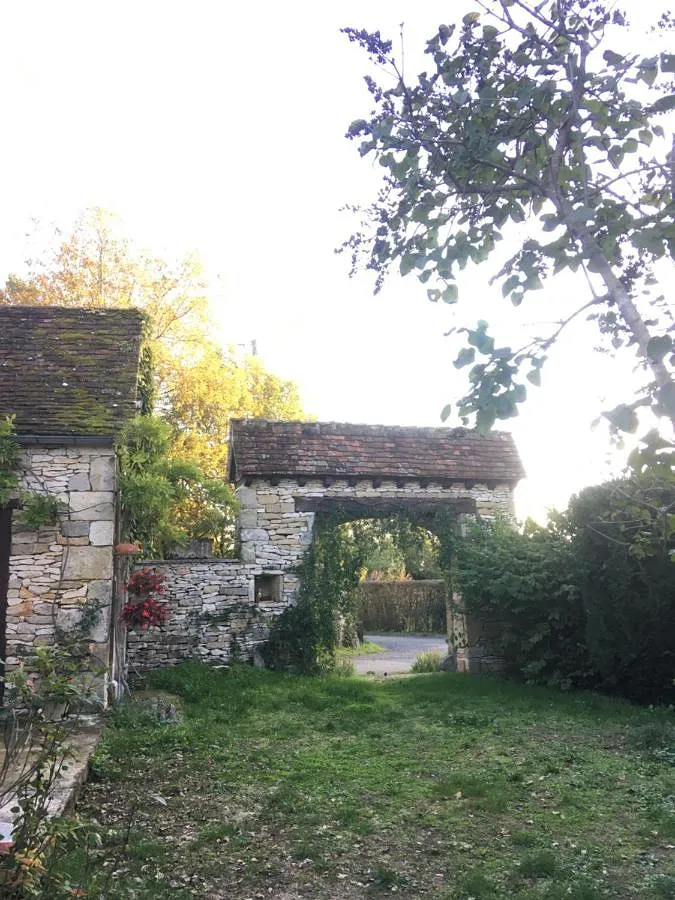 Casa de huéspuedes para 4 personas, con jardín - 1