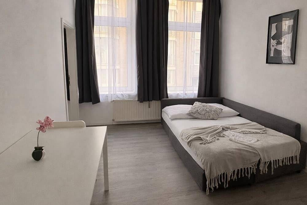Appartamento intero, Directly on the Rhine - central, quiet & bright. in Colonia, Renania