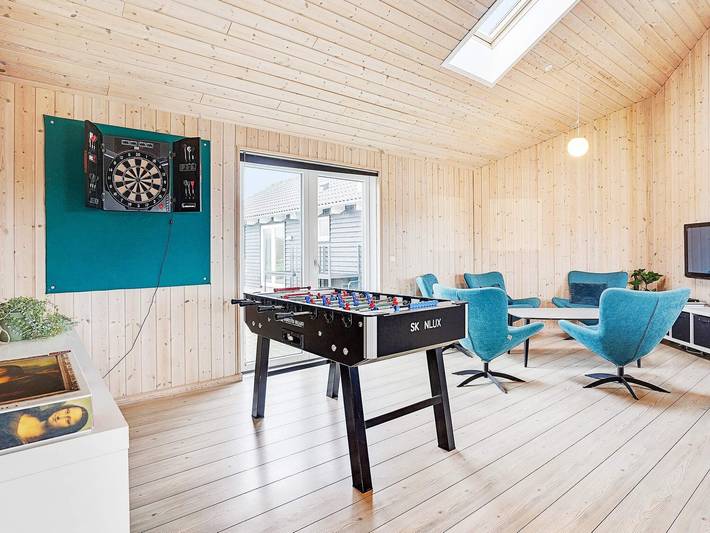 Ferienhaus für 18 Personen, mit Whirlpool und Terrasse sowie Pool und Sauna in Kegnæs - 4