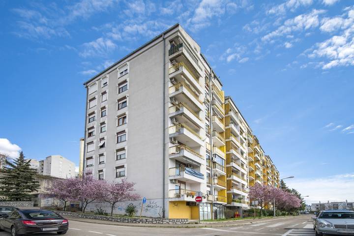 Ferienwohnung für 5 Personen, mit Balkon/Terrasse, mit Haustier in Rijeka