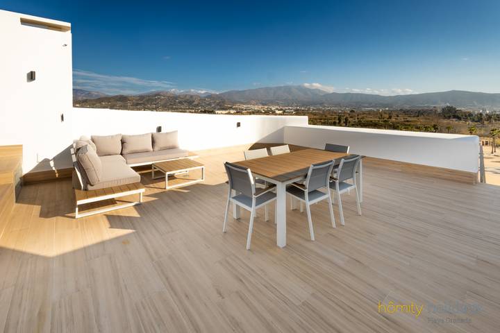 Gîte pour 8 personnes, avec terrasse et vue à Motril - 2