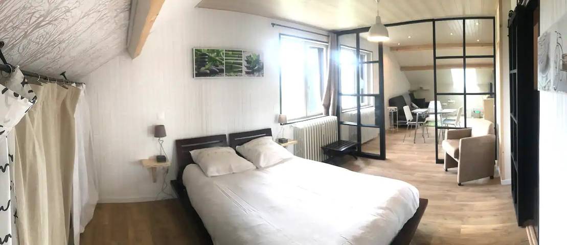 Gîte pour 2 personnes avec terrasse in Lajoux, Parc naturel régional du Haut-Jura