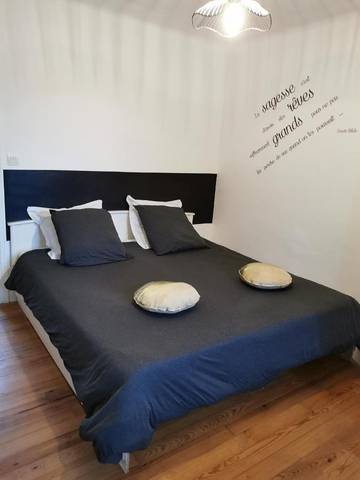 Maison d’hôte pour 2 personnes, avec vue et terrasse, adapté aux familles à Plestin-les-Grèves