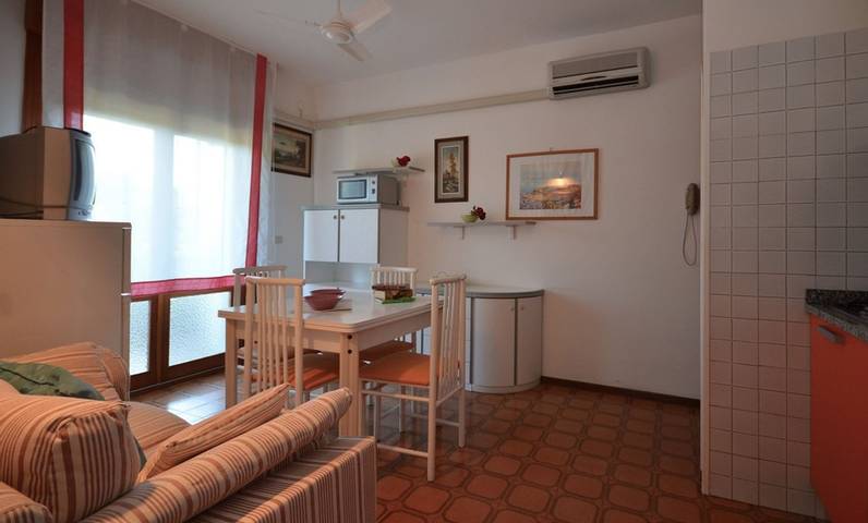 Ferienwohnung für 4 Personen, mit Balkon in Bibione Pineda