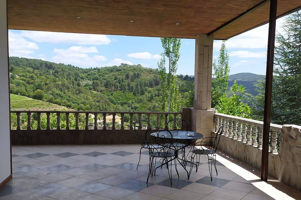 Geheel appartement, 2-bedroom apartment in the Douro region! in Vila Real, Douro-vallei