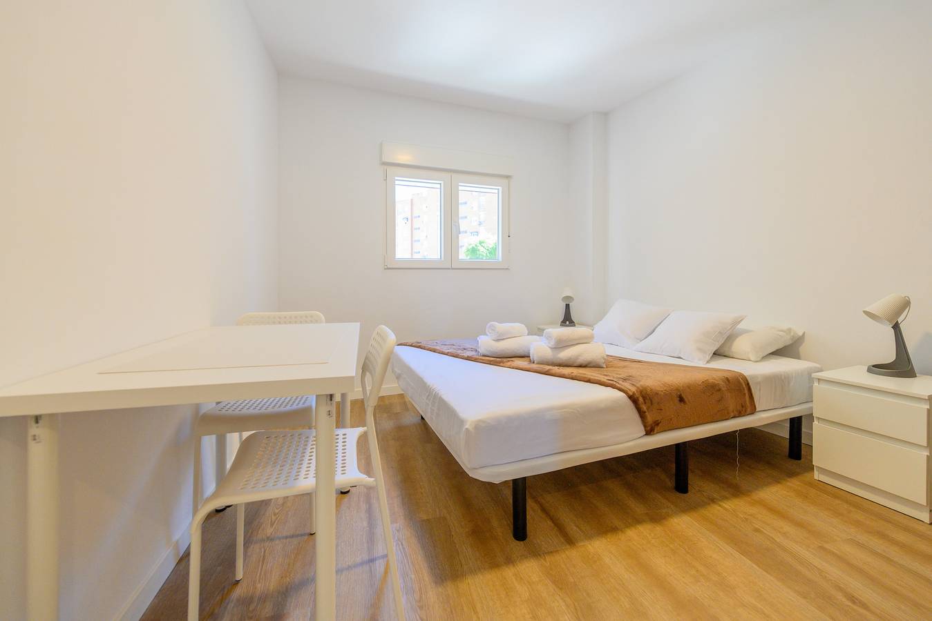 Apartamento vacacional entero, M (Sap35B) Acogedora habitación con cama doble in Alcorcón, Provincia de Madrid