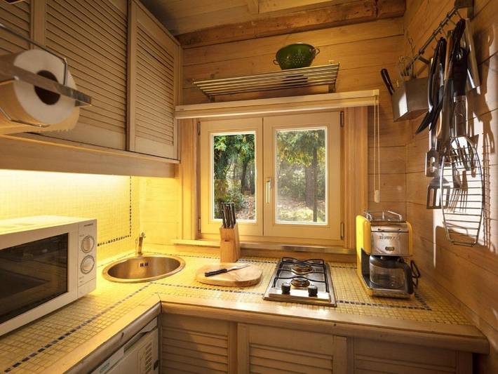 Location de vacances pour 2 personnes, avec terrasse ainsi que jardin et vue sur le lac à Lille (Belgique) - 2