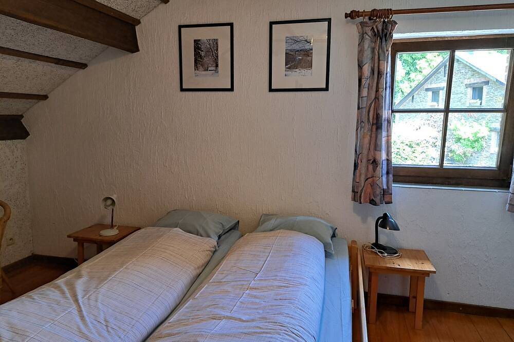 Gîte Filly 4A1 - 4 pers.-Gîte-Ensuite mit Bad-Blick auf die Landschaft in Nadrin, Houffalize