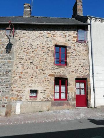 Gîte pour 4 personnes, avec jardin et terrasse, animaux acceptés à Saint-Léonard-des-Bois