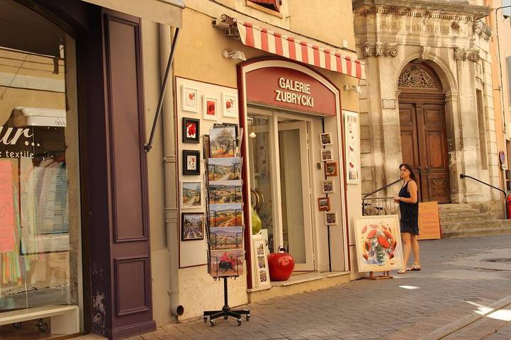 Gîte pour 4 personnes dans Office De Tourisme Du Pays Des Sorgues Et Des Monts De Vaucluse - 4