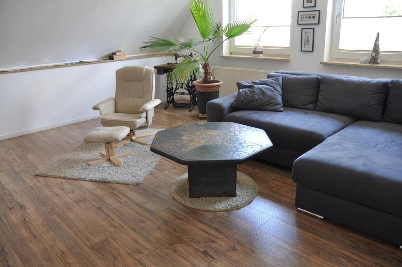 Ganze Wohnung, Two-Bedroom Apartment in Fuldatal, Hessisches Bergland