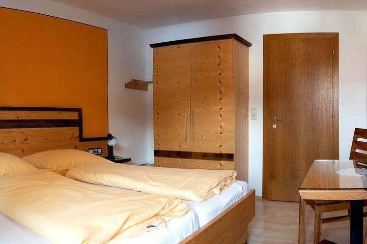 Ferienhaus für 13 Personen, mit Sauna und Garten in Nauders - 2
