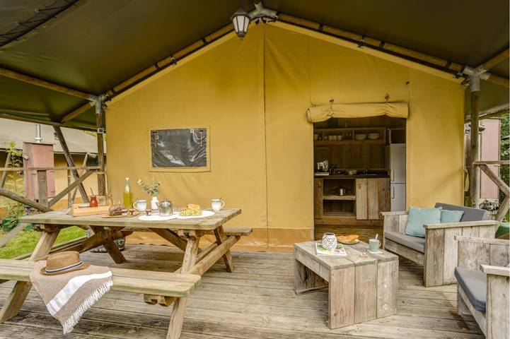 Gîte pour 6 personnes, avec jardin ainsi que piscine et terrasse, adapté aux familles à Névez - 2