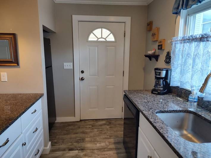 Vacation rental for 8 people, with yard and terrace in New Hampshire