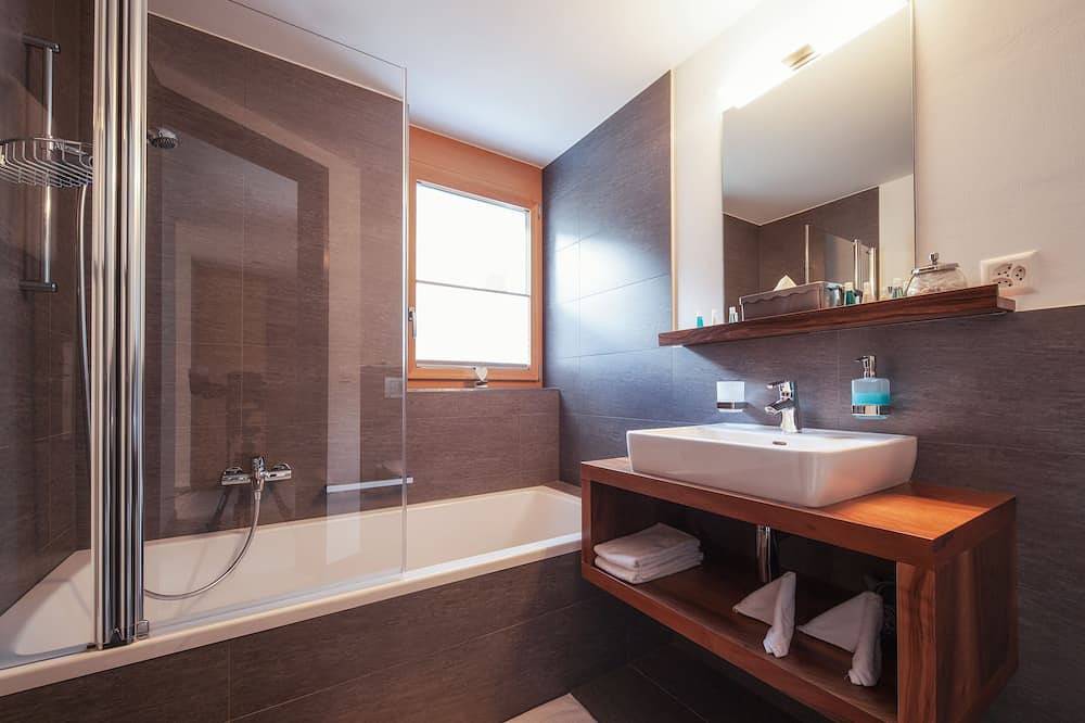 Nepomuk: Luxury 5 Star Chalet includes 3 apartments with heated outdoor-pool in Zermatt, Wallisian Alps