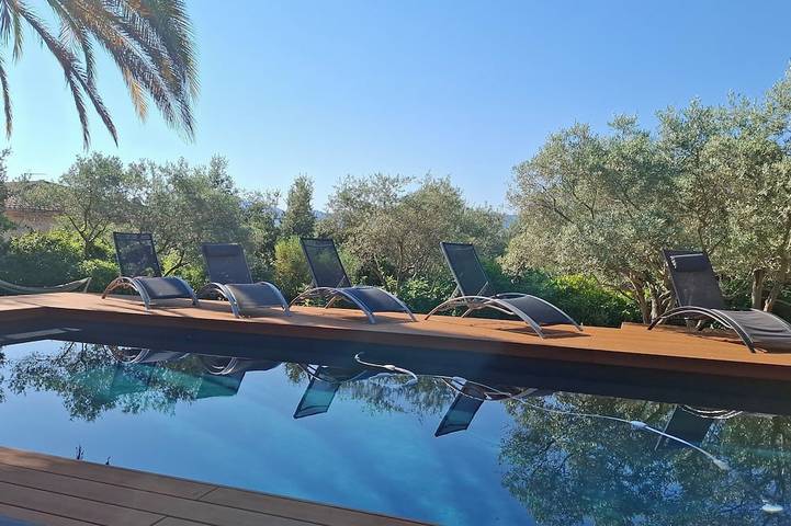 Ferienhaus für 10 Personen, mit Balkon und Garten